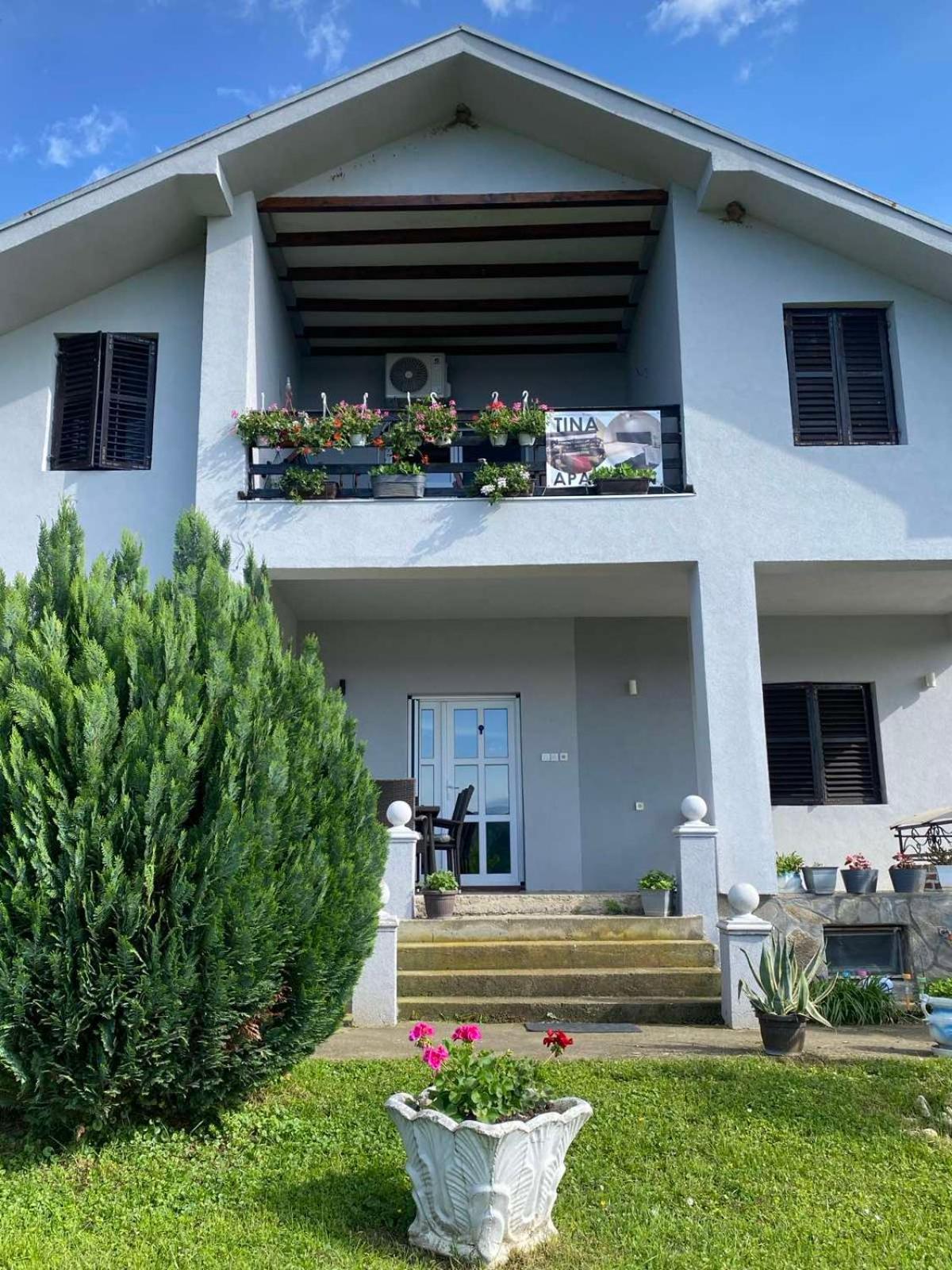 Apartamento Tina Tekija  Exterior foto